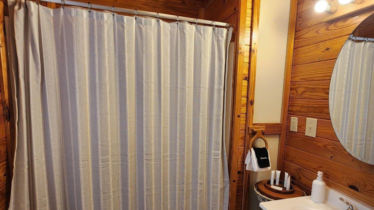 Cuddles, 1 Bedroom Studio, Walk To Downtown And Hiking Trails! Гатлинбург Экстерьер фото